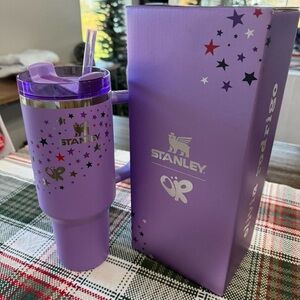 OLIVIA RODRIGO STANLEY! NEW WITHOUT TAGS